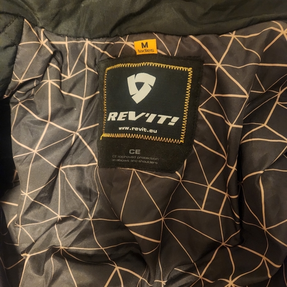 REV'IT motorcycle riding jacket- size M certified soft protection /weatherproof - Picture 7 of 8